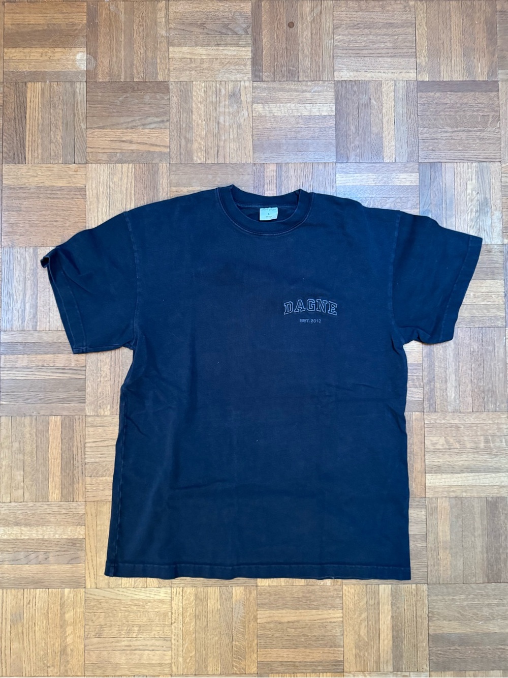 Dagne Dover VARSITY LOGO T-SHIRT black size small